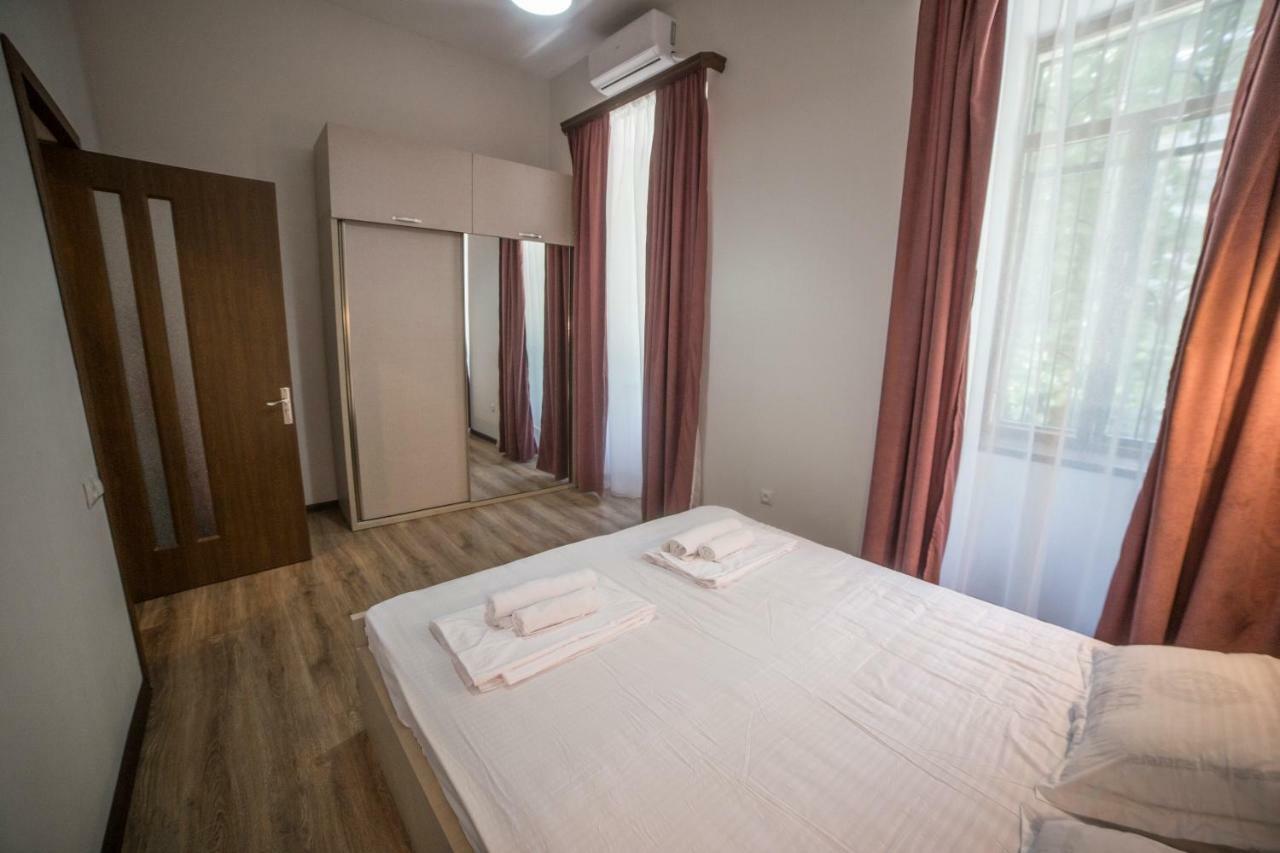Your Apartment In This City N2 Tbilisi Exterior foto